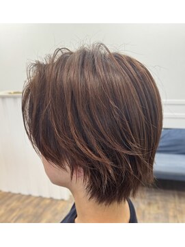 ヤイ(Yhai) ショート