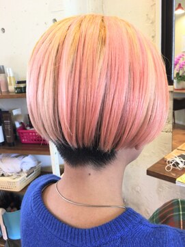 クーシ(kuusi) 派手髪【高円寺/東高円寺/新高円寺】