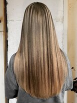 サンティエ 中央駅店(scintiller)&nbsp;アンブレラカラー/ブリーチ/ダブルカラー/グラデーションカラー