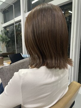 フィルムス 田町芝浦(FILMS) 黒髪/クラゲヘアー/オリーブグレー/小顔/ココアベージュ/田町