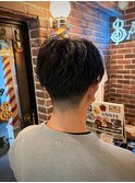 ツーブロックセンターパート