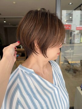 ハーフェン(HAfeN) 白髪ぼかしショート