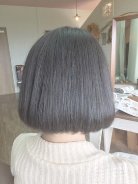 ヘアアトリエ チトニワ(hair atelier titoniwa) ボブ