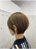 すっきり丸みショート×オリーブブラウン