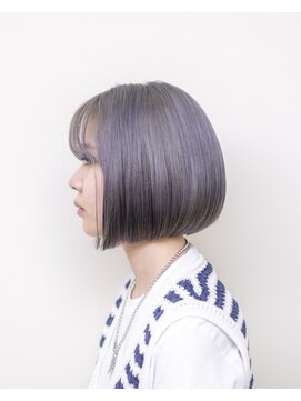 ルプラ ガーデン(le-pla garden) シルバー#ダブルカラー#切りっぱなしボブ#ケアブリーチ#豊橋