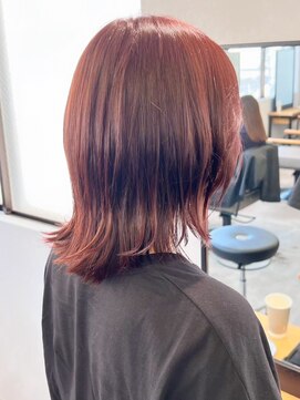 ミュラ(mulah) くすみカラーピンクベージュ＊外ハネミディアム暖色カラー