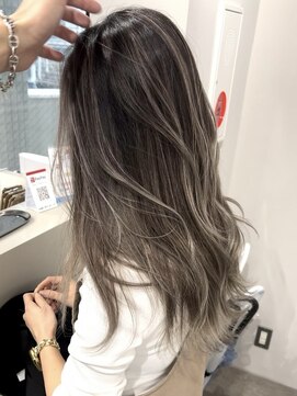 リグ 横浜(Lig.) バレイヤージュグレージュカラー/ケアブリーチ/ニュアンスカラー