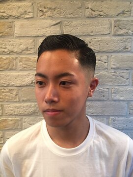 グラッドバーバードットエビス 恵比寿(GLAD BARBER. EBISU) サーフカール/スパイキーショート/ブルーブラック[恵比寿]