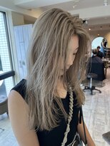 シー(See.)&nbsp;ハイトーンミルクティーカラー