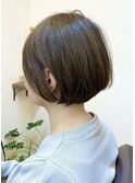 ショートボブ