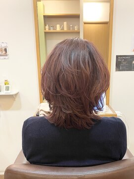 フリージア(freesia) 30代40代50代/ミディアムレイヤー