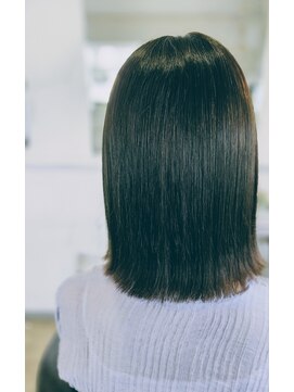 オッジ ヘアー 深谷店(Oggi Hair) ストレートミディアム   7月