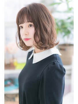 ヘアアンドビューティー ミック(Hair & Beauty miq) シースルーバングがcute！Aラインの小顔ミディb