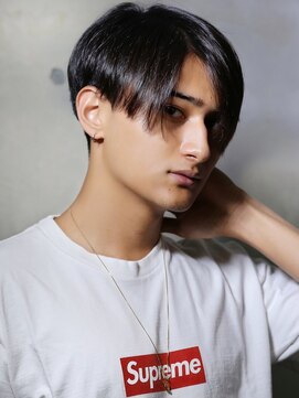 リップス 表参道店(LIPPS) ソフトツーブロックフェザーマッシュトランクスヘア