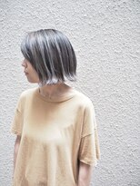 コニ(Coni) ♪百瀬俊幸♪切りっぱなし外はねミニボブハイライト10代20代