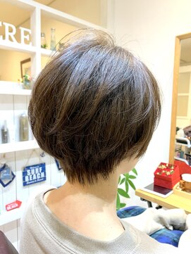 ヘアリフレッシュシンシア(hair refresh SINCERE) ☆透明感溢れるグレージュ×柔らかショートボブ☆