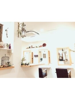 心地よいBGMとかわいい雑貨たちで彩られた空間!ゆっくり流れる時間の中で自分だけの寛ぎタイムを♪