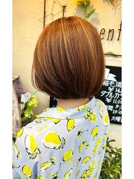 イノセンツ(Innocent'S) ハイライト/白髪ぼかし/ショートボブ/ボブ/グレージュ