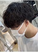 波巻きスパイラルパーマメンズマッシュツーブロックメンズパーマ