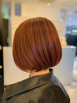 ジエクト アイロ(The Ect ilo) カシスオレンジカラー☆ぱつっとボブ