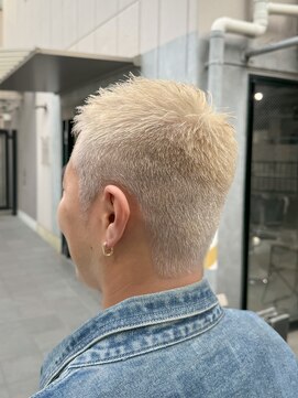 フジヤマ バーバー ショップ(FUJIYAMA BARBER SHOP) シャンパンゴールドスパイキークロップ