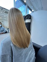 エミュスト(Emuest) ハイトーンの髪質改善トリートメント