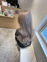 アヴァンス 京橋店(AVANCE)&nbsp;透明感のあるハイトーンヘア♪