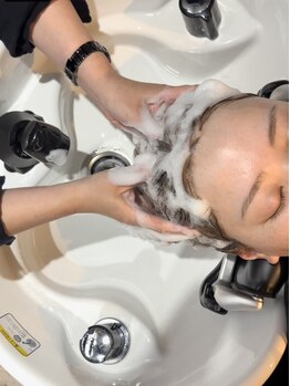 スピラ(SPiRA)の写真/【頭浸浴ヘッドスパ】が味わえる極上のスパメニュー☆本気の頭皮ケアしてみませんか？