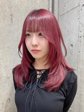 サンク 原宿 表参道(cinq) ダメージレスなブリーチカラーで作るチェリーレッドカラー