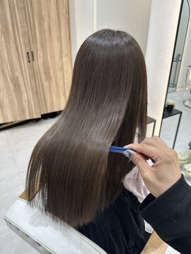 ジーナ 博多筑紫口(Zina) 赤み消しオリーブベージュ×うる艶髪質改善Tr！【福田れん】