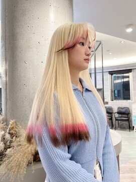 アンドソー 池袋(&so.) ハイトーンカラー/ホワイトブロンド／レイヤーカット/池袋