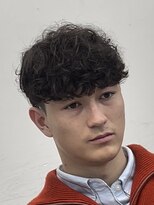 フィフスパーク(fifth PARK) 渋谷スペインカールラルフカール刈り上げ高めツーブロックメンズ