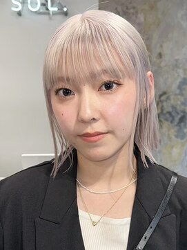 ソル ジングウマエ(SOL JINGUMAE) ハイトーンカラーブリーチペールカラーブロンドシルバーレイヤー