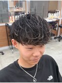 刈り上げセンターパート/波巻きツイストスパイラル/南堀江