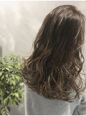 グラデーションアッシュブラウン