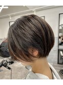 大人前下がりショート