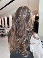 ステア ケース(stair case)&nbsp;ホワイトメッシュ　ハイライト　30代