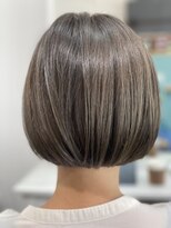 スナリー(Snaly)&nbsp;白髪活かし/カーキベージュ/沖縄脱白髪染め/西原町/幸地美容室