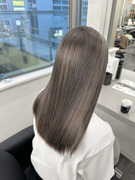 エイト 立川店(EIGHT) グレージュ