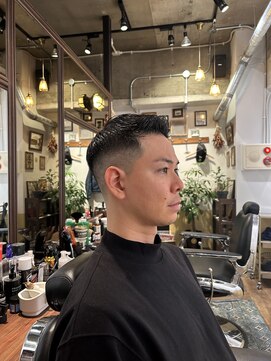 カムレイドフォーライフ(COMRADE 4 LIFE) スキンフェード メンズショート 担当松尾