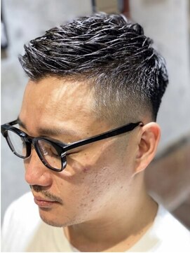 メンズココ 清澄白河店(MENS COCO) ビジネスショートスキンフェードツーブロック刈り上げスーツ