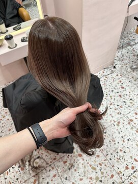 ボタン シブヤ(VOTAN SHIBUYA) 韓国ヘア/顔まわりカット/くびれヘア/グレージュカラー