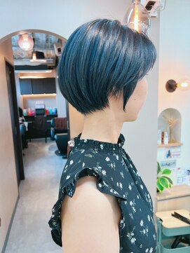 シビバイレボ(CIBI by revo) 地毛風カラー/ナチュラルレイヤーカット/ショートボブ[船橋]