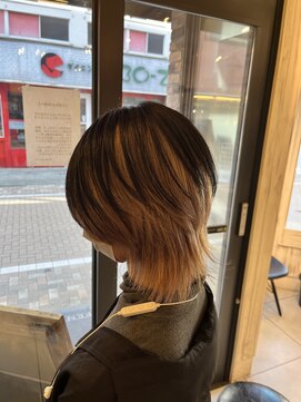 フェニーチェ オン ザ ビーチ(FENICE on the beach) インナーカラー＆クラゲウルフ