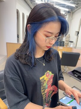 ヴィンスジオ 岐阜駅南(vince gio) インナーカラー/フェイスフレーミング/ブルー