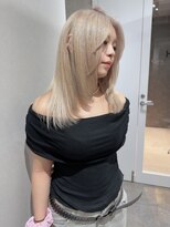 ヴィヴィー 福岡天神店(VIVIE) ブリーチ+カラー