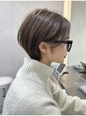 小顔に見えるショートヘア/ワンレン/ボブルフ/ネビージュ
