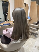 アンフィ 東京(Amphi)&nbsp;【ケアブリーチでつくる！!!ツヤ感ミルクティーアッシュ♪】