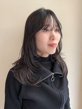 デイリリーバイアメリア 川西店(daylily by Ameria) 20代30代40代こなれミディアム小顔似合わせレイヤー