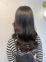 ソノ(sono)&nbsp;ヨシンモリ 韓国ヘア ダウンスタイル 巻きおろし デートヘア